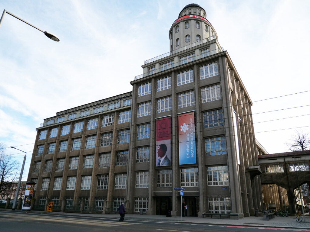 Aussen3 Kasper Christiansen - Exhibition